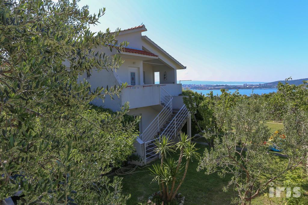 Apartment Markov Kastela Exterior photo